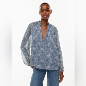 Aritzia Little Moon Daytrip Blouse - Blueprint